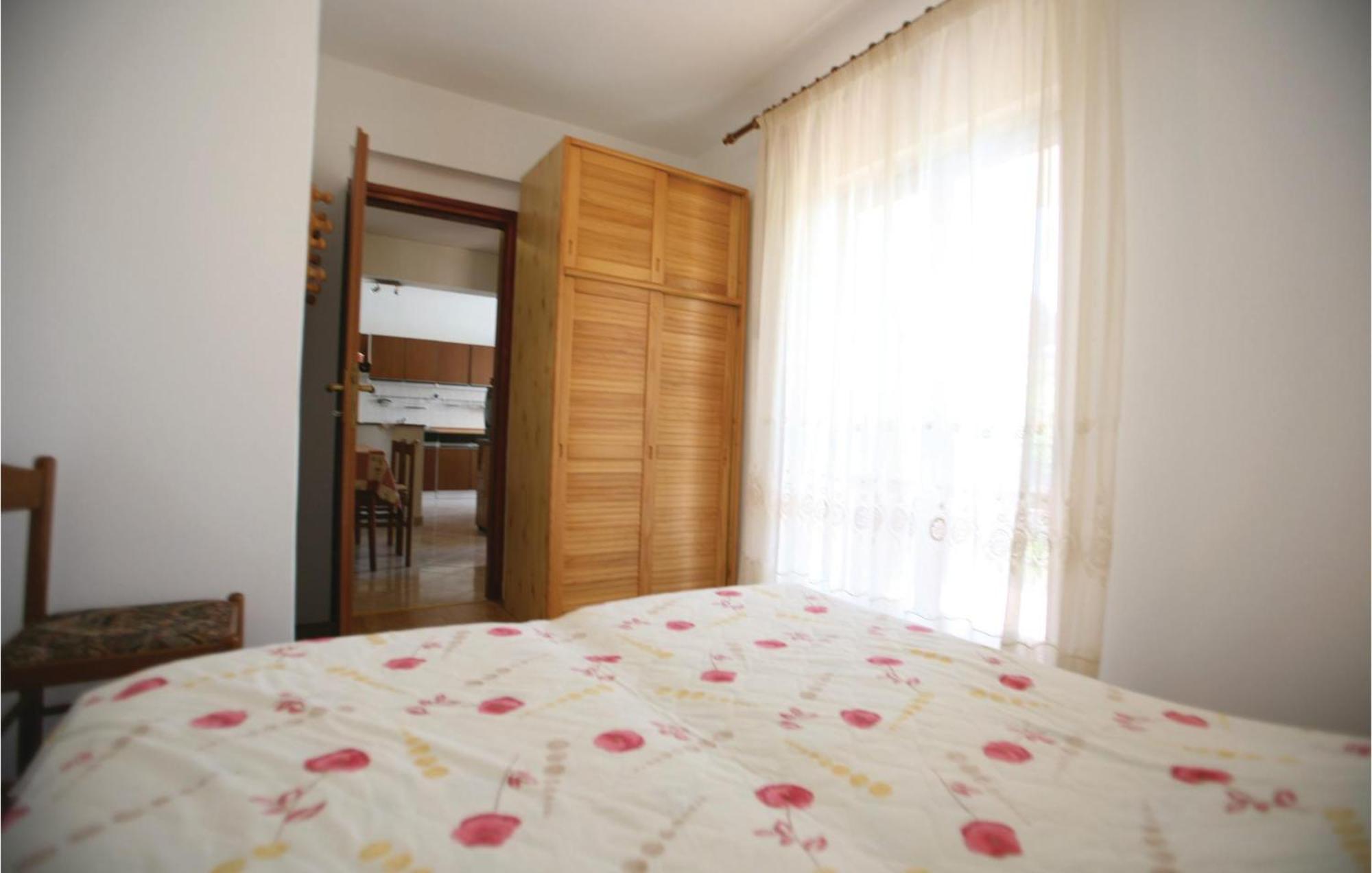 Awesome Apartment In Labin With Wifi Rasa Экстерьер фото
