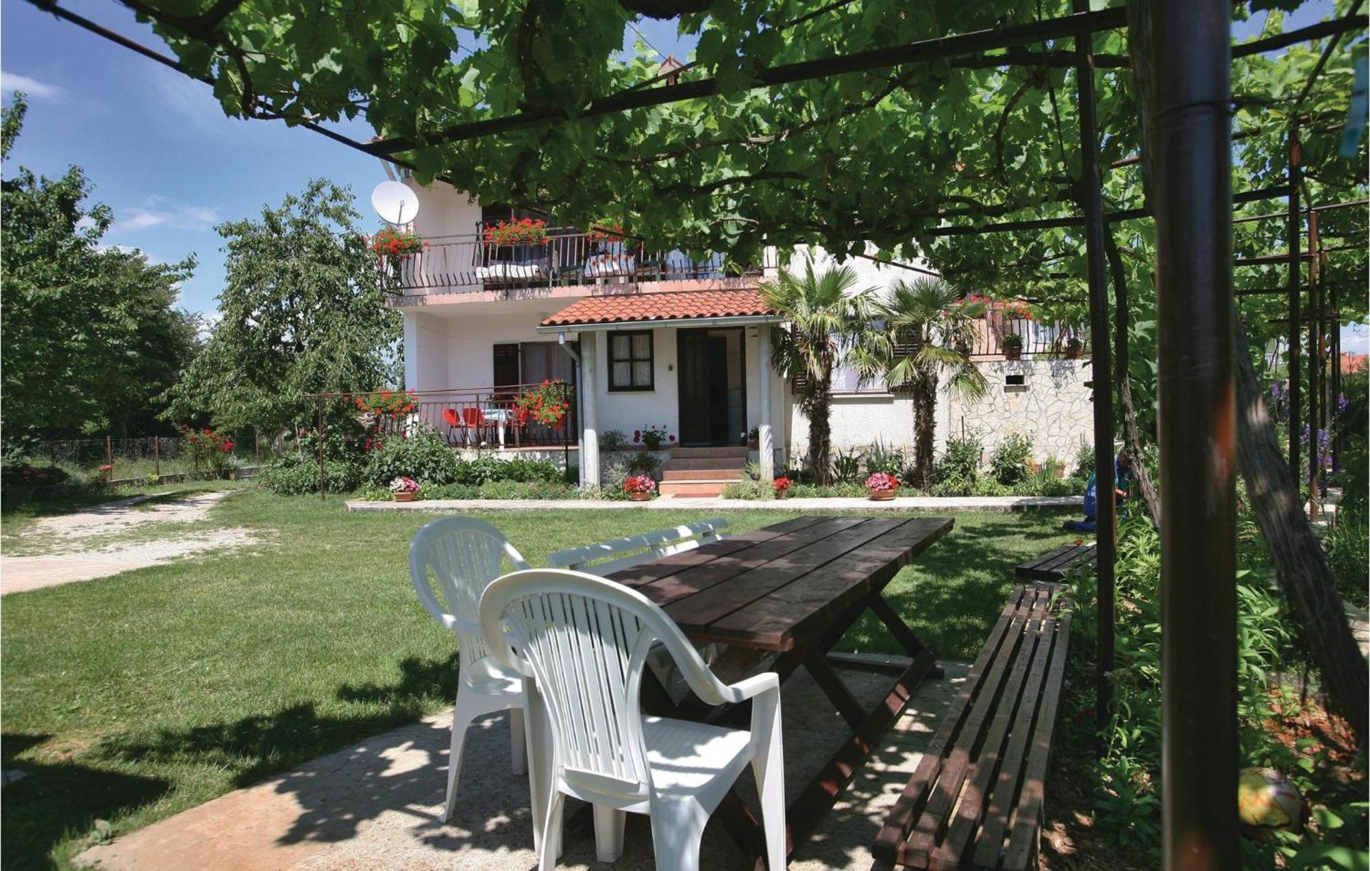 Awesome Apartment In Labin With Wifi Rasa Экстерьер фото