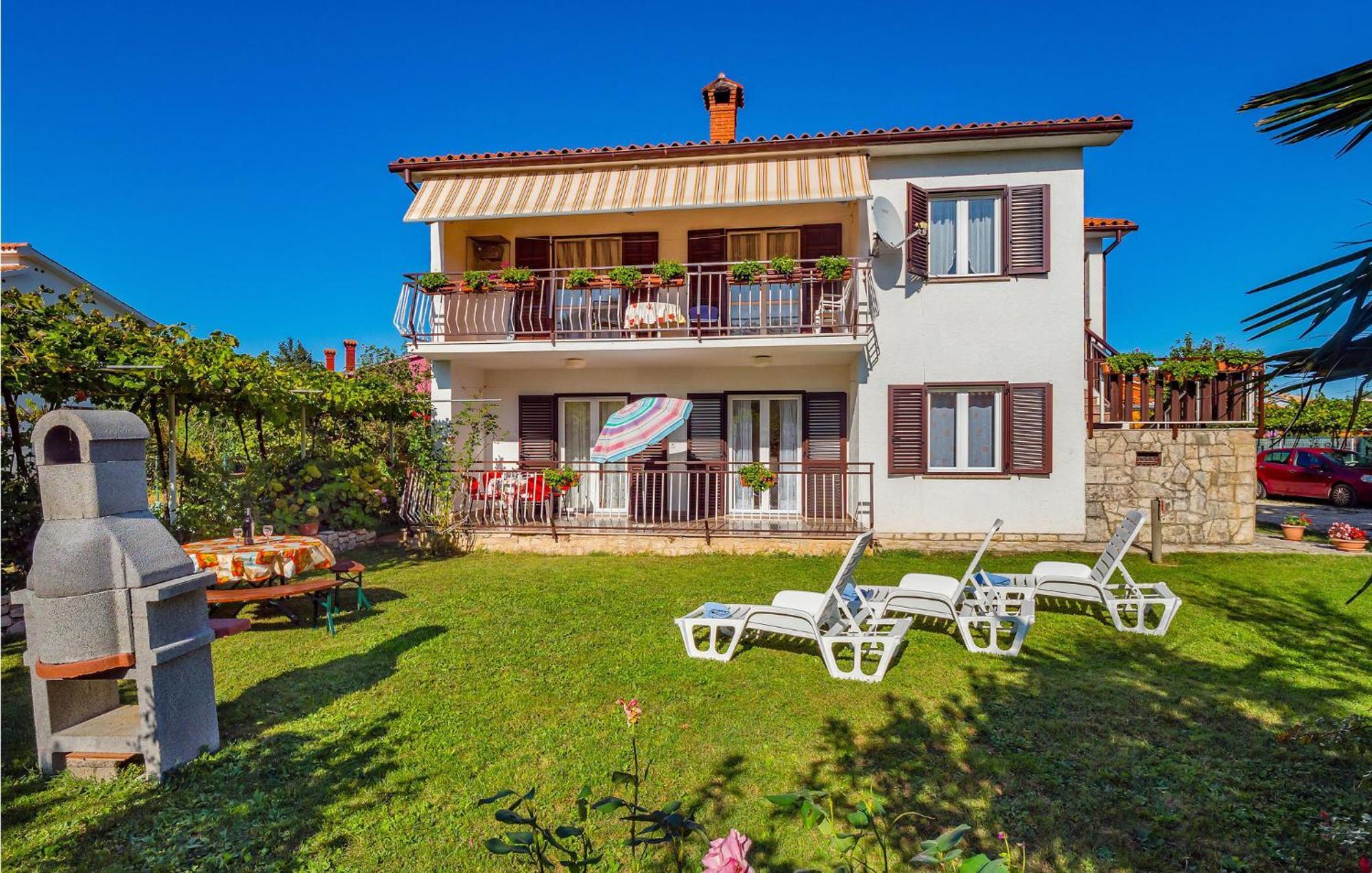 Awesome Apartment In Labin With Wifi Rasa Экстерьер фото