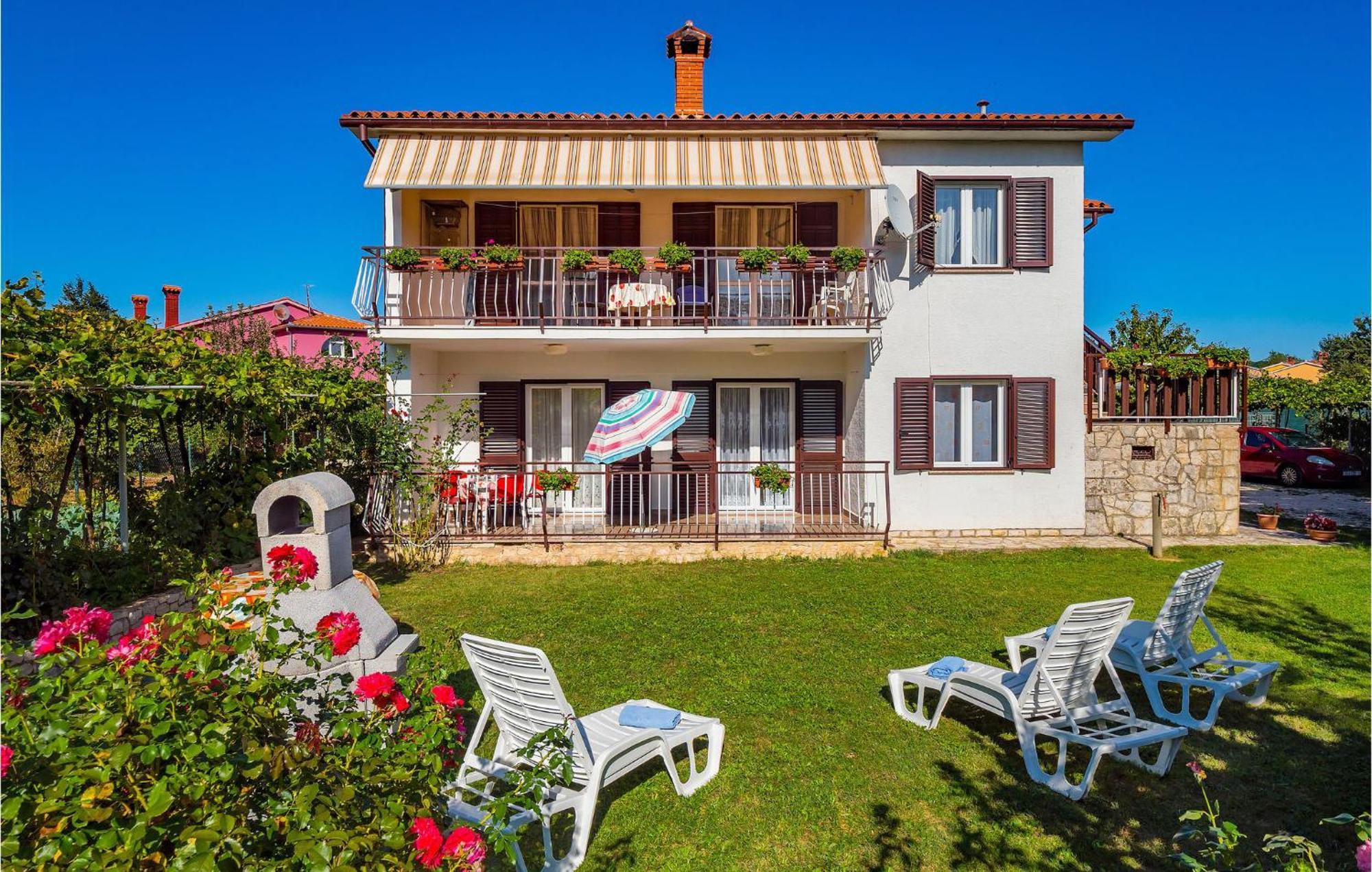 Awesome Apartment In Labin With Wifi Rasa Экстерьер фото
